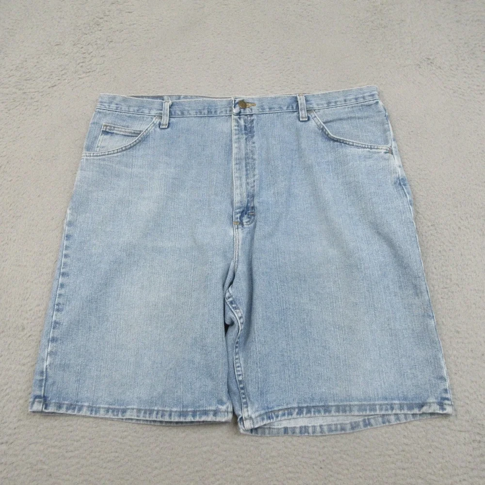 Wrangler Relaxed Fit Jean Shorts Mens 42x9 Blue Light Wash 100% Cotton Jorts Y2K